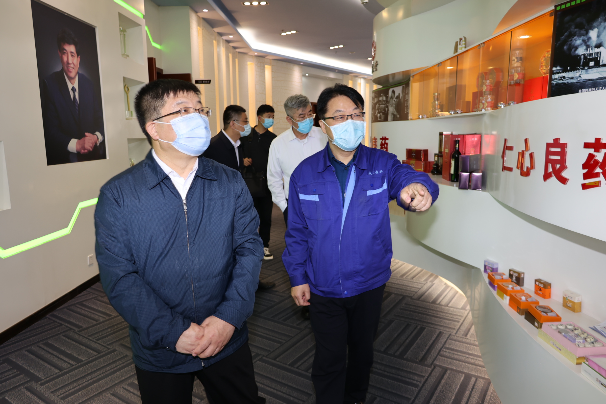 黑龍江省藥品監督管理局調研組走訪友搏藥業